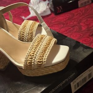 New York & Company Cream and Tan Sandals